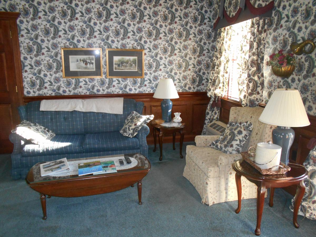 West Ridge Bed & Breakfast Elizabethtown Extérieur photo